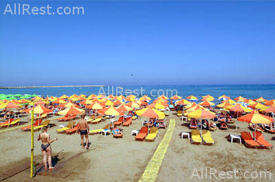 Steris Beach Hotel 9